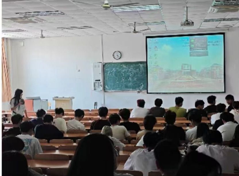 信息工程学院:开展“端正考风考纪,树立优良学风”诚信教育主题班会